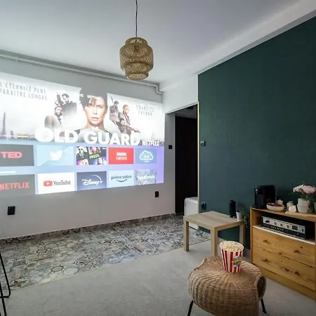 Downtown Urban Spot Jacuzzi&cinema Universitate