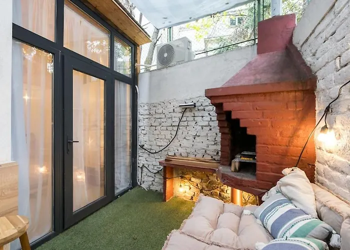 Downtown Urban Spot Jacuzzi&cinema Universitate * Bukarest