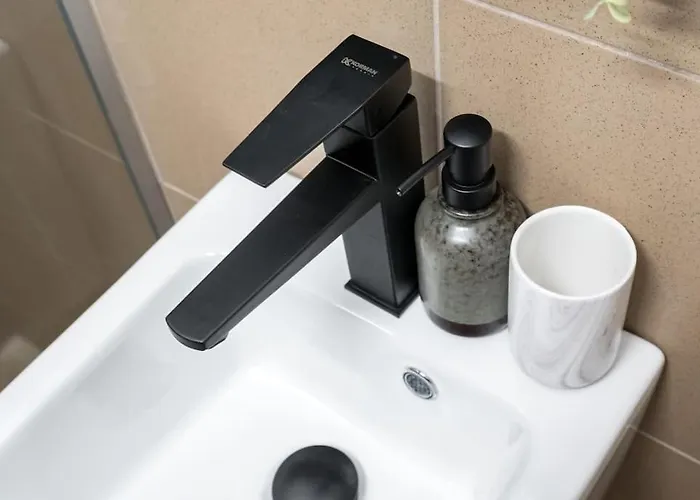 Lägenhet Downtown Urban Spot Jacuzzi&cinema Universitate