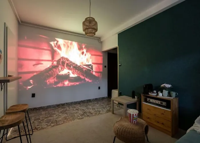 Downtown Urban Spot Jacuzzi&cinema Universitate Lägenhet *