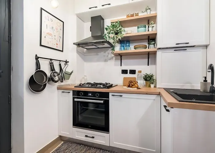 Downtown Urban Spot Jacuzzi&cinema Universitate Bukarest