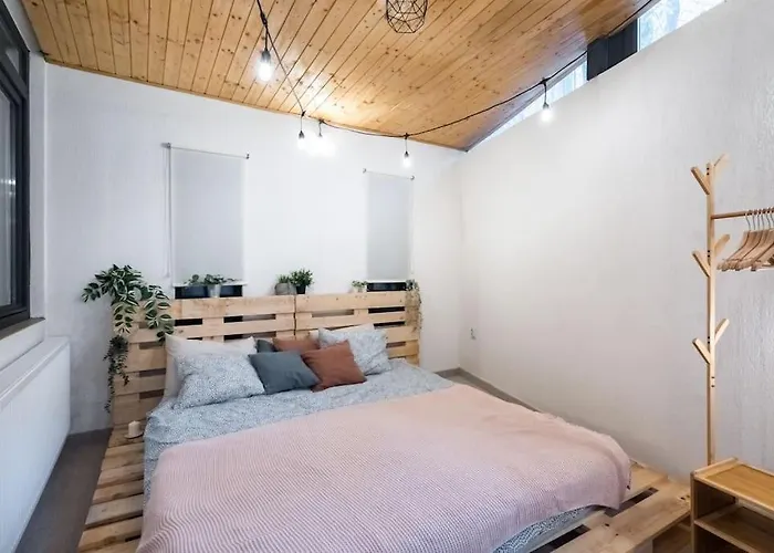 Downtown Urban Spot Jacuzzi&cinema Universitate *